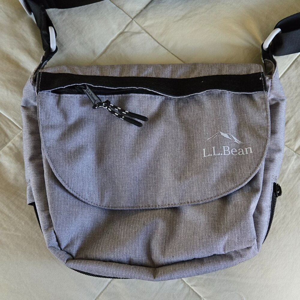 L.L. Bean Boundless Expandable Crossbody Bag, Grey.  New without tags.